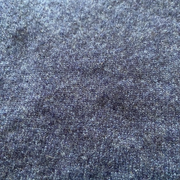 Grana 100% Mongolian cashmere sweater. Med. - Picture 3 of 4